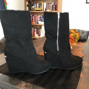 Juicy couture black suede wedge boots